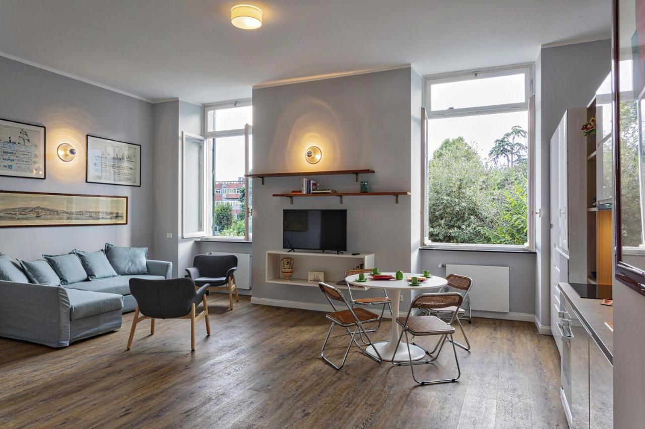 Modern Loft In The City Center By Wonderful Italy ジェノヴァ エクステリア 写真