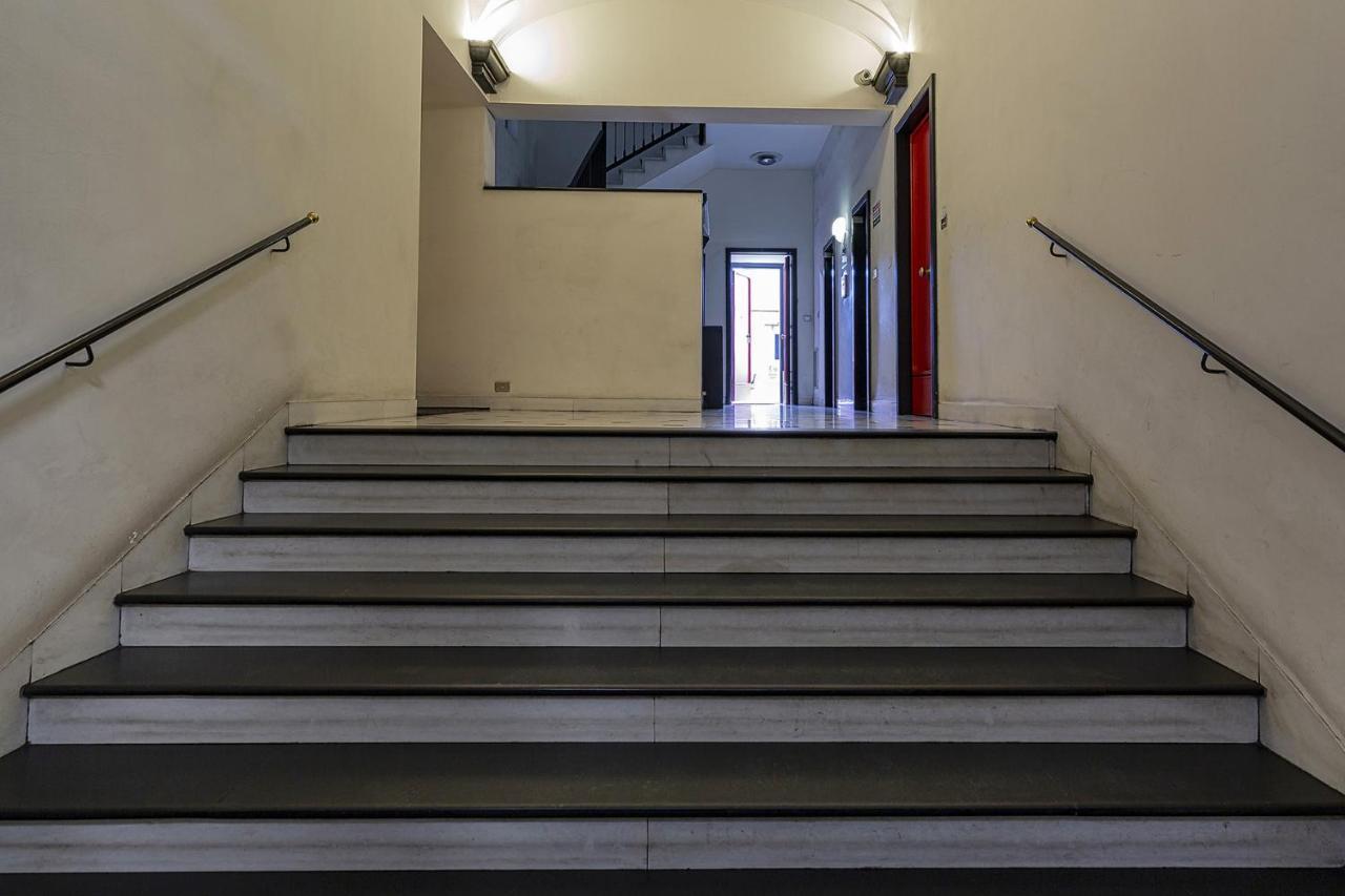 Modern Loft In The City Center By Wonderful Italy ジェノヴァ エクステリア 写真
