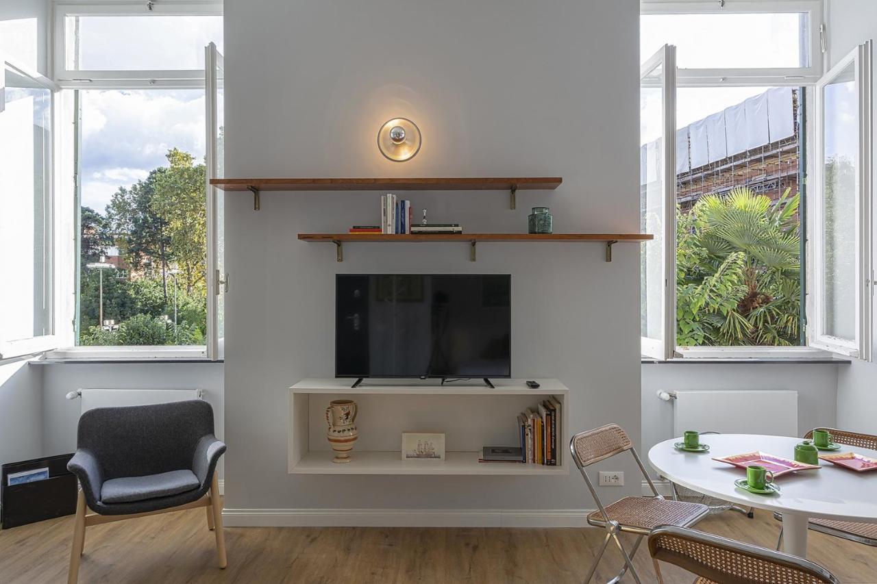 Modern Loft In The City Center By Wonderful Italy ジェノヴァ エクステリア 写真