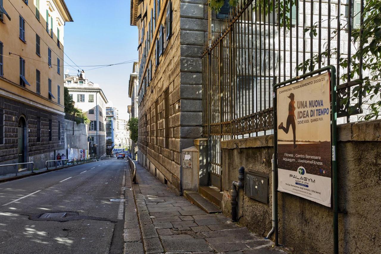 Modern Loft In The City Center By Wonderful Italy ジェノヴァ エクステリア 写真